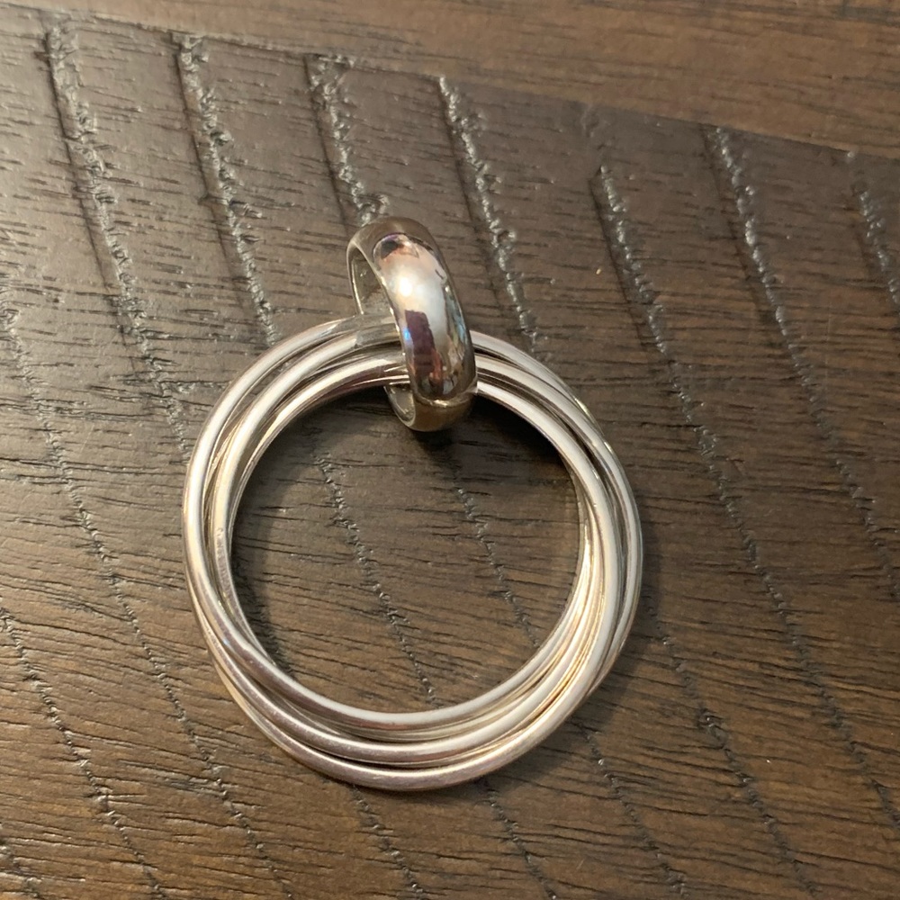 Silpada Circle Pendant